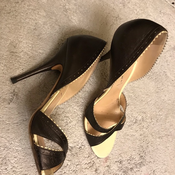 Designer women shoes - Picture 6 of 8